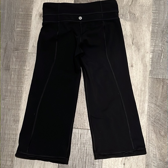 Lululemon leggings - Picture 2 of 7